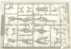 Hot Fujimi Garage & Tool Series 1/24 Gt3 Mechanic Plastic Model