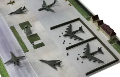 Shop Pit-Road 1/700 U.S. Air Force Guam Andersen Base (1980S) Plastic Model